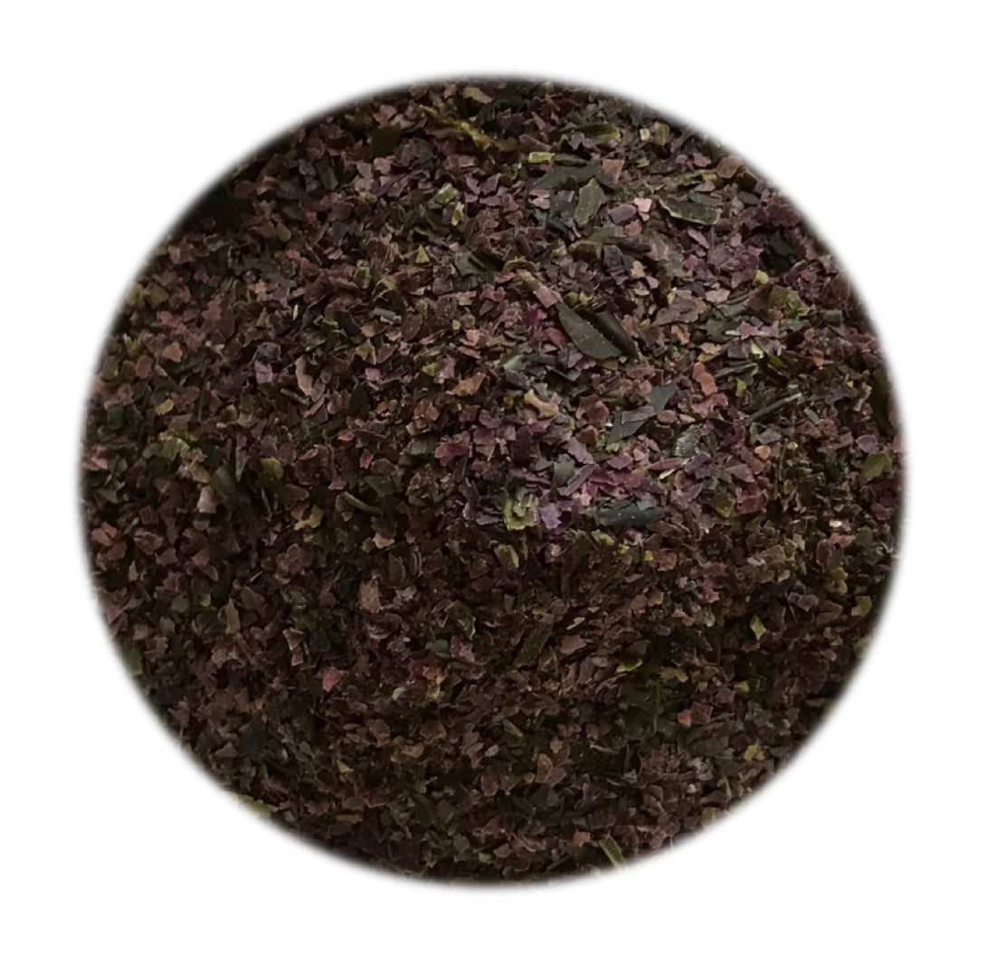 A mix of different types of seaweed.
